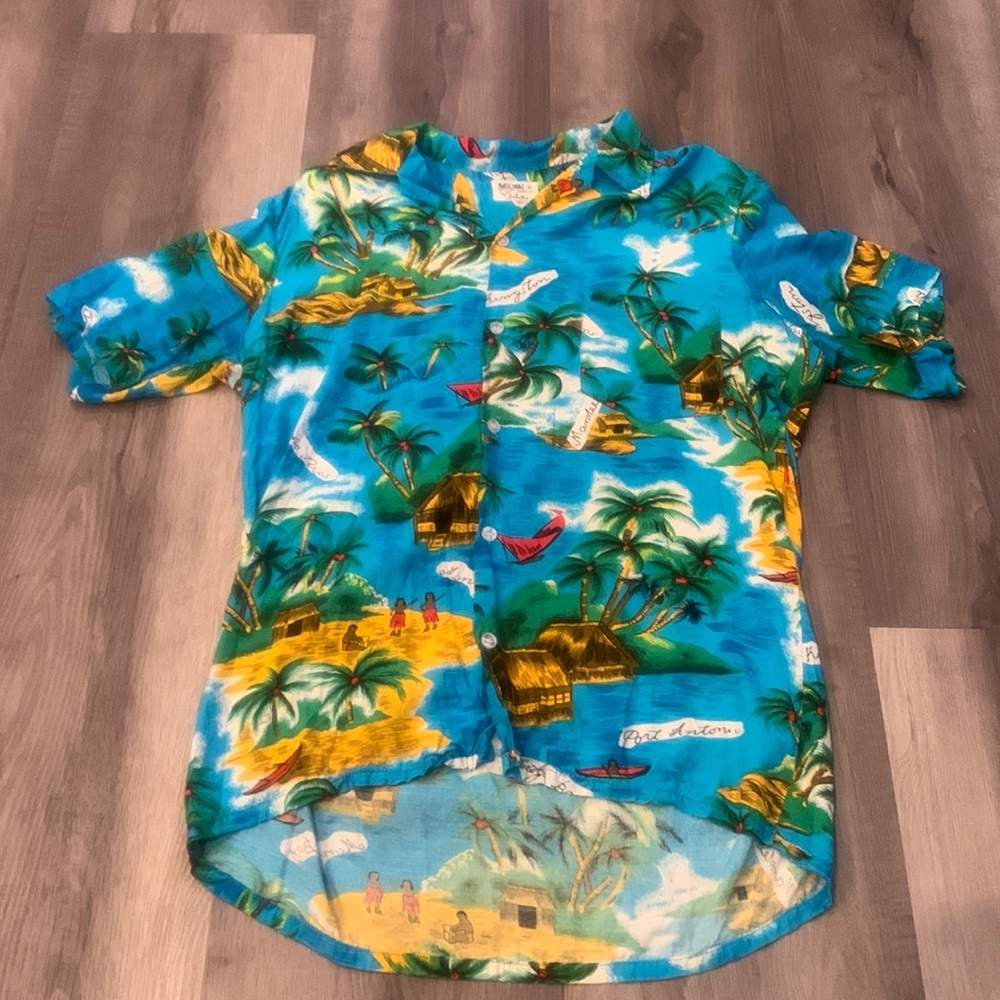 Rare Jamaican Hawaiian Style button shirt by National Sport Shirts Manhattan M
